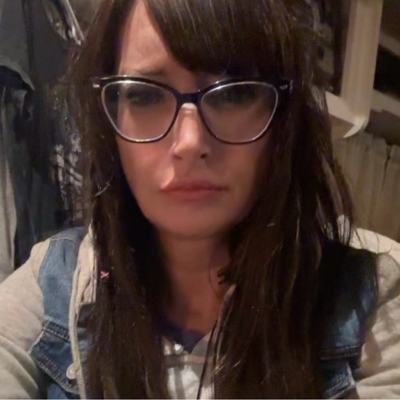 💎Meet your Posher, Nicki from MainEsHoliEsquisiteS @the 🔆Happy〽️Treasures🔆 Store - Picture 1 of 15